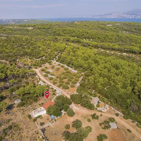 Awesome Home In Pucisca With Wifi Holiday home